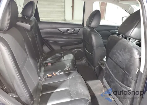 2016 Nissan Rogue S z USA, uszkodzony, nr VIN 5N1AT2MV2GC743311